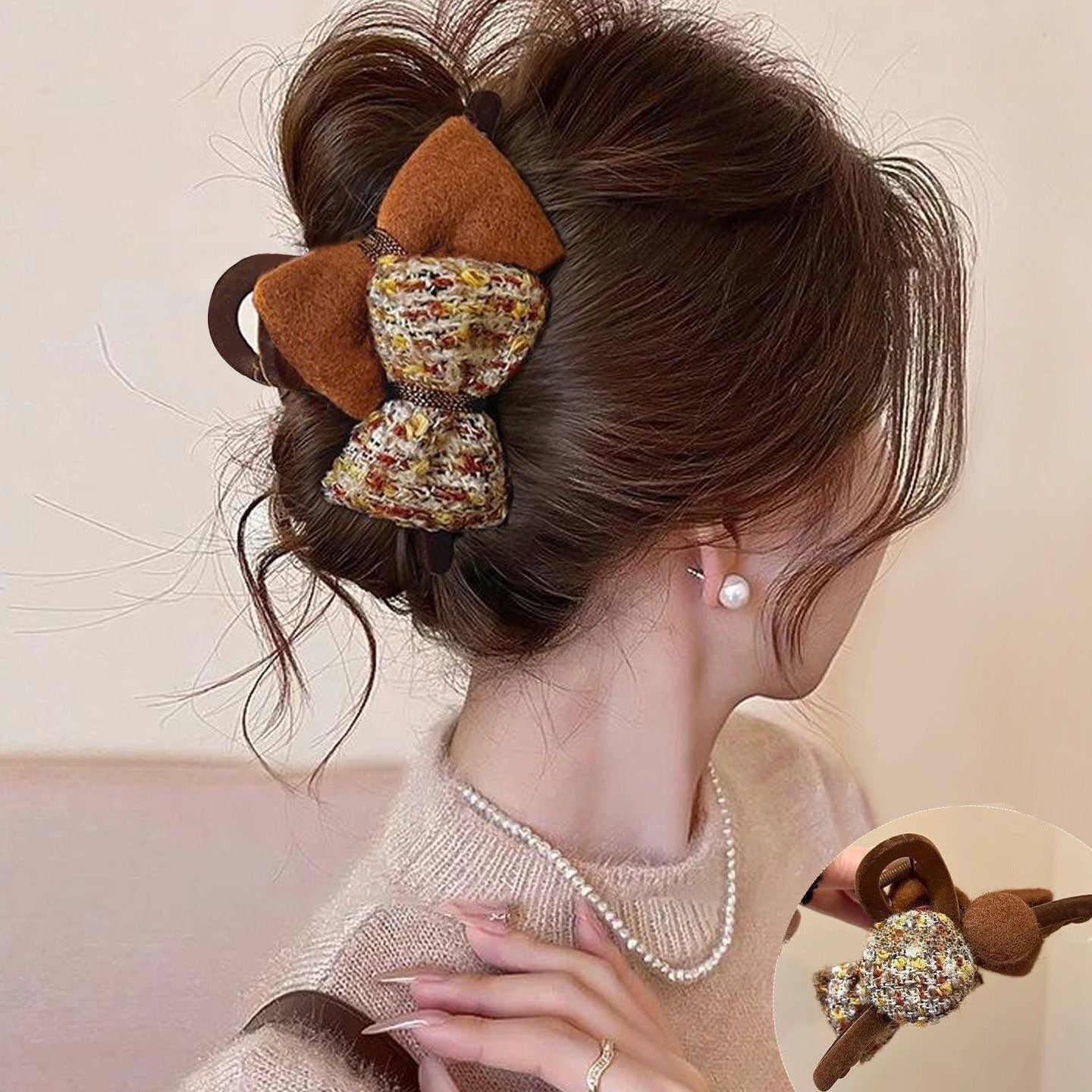 Fuzzy hair-pulling clips