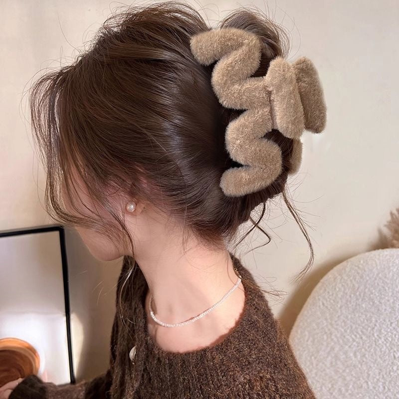 Fuzzy hair-pulling clips